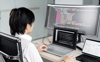 海口 ,php声明和调用变量的符号是什么？
